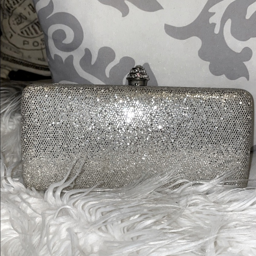 Metallic sparkle silver clutch